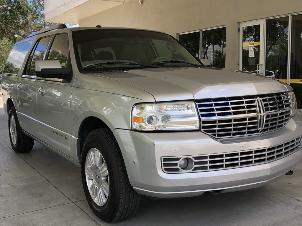 Lincoln navigator 2010